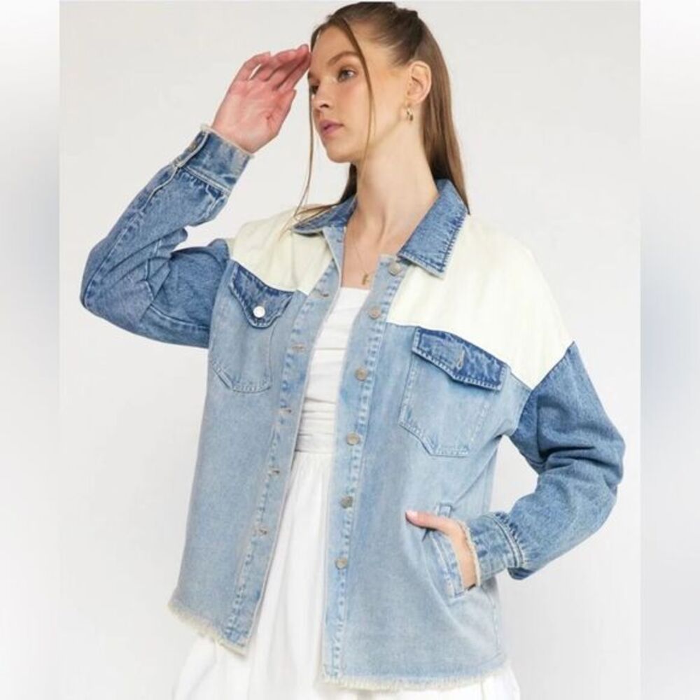 Boutique‎ Women’s S Patch Together Denim Trucker Jacket Blue Acid Wash Oversized